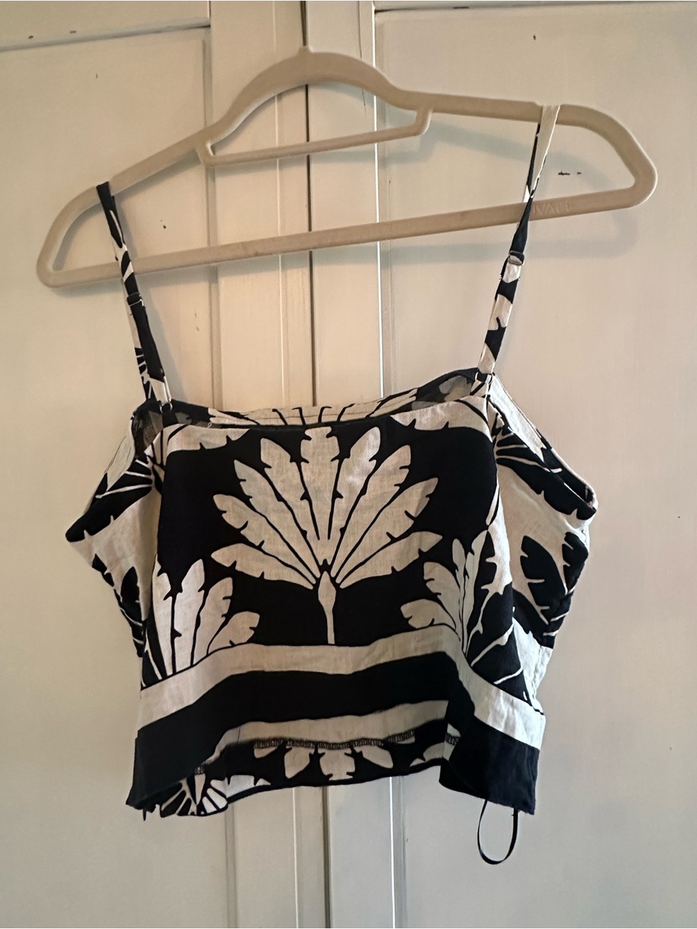 Loft Palm Linen Blend Cami Top - Picture 2 of 10